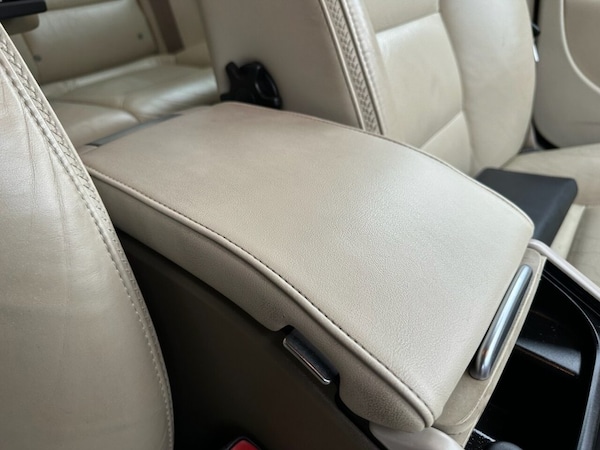 Used Volvo XC70 2011 for sale - 76304146: Photo 45