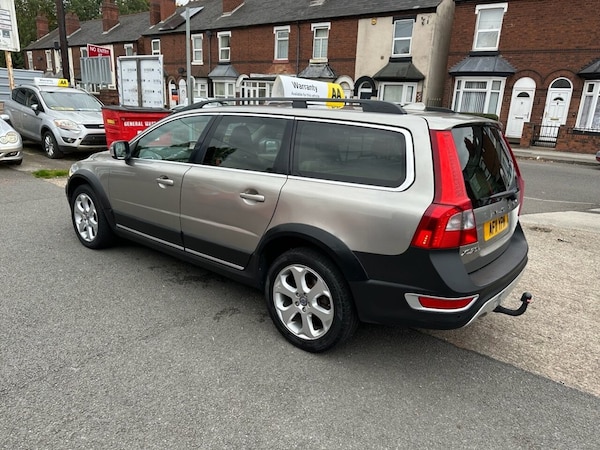 Used Volvo XC70 2011 for sale - 76304146: Photo 5