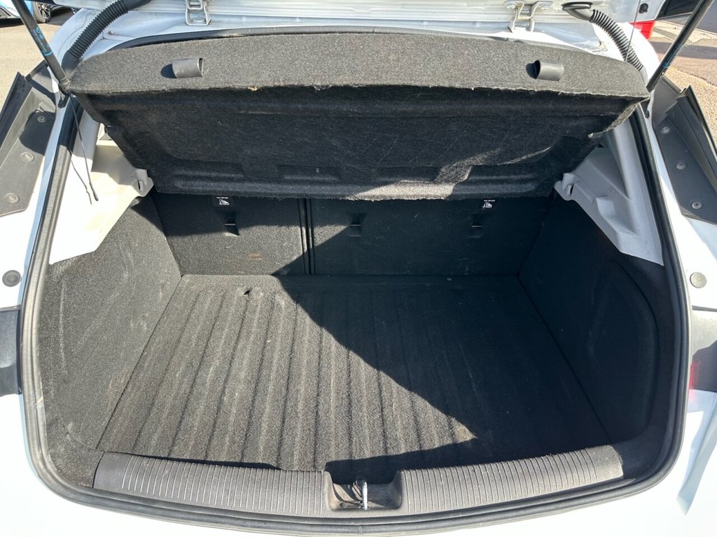 Used Vauxhall Astra 2018 for sale - 77719687: Photo 10