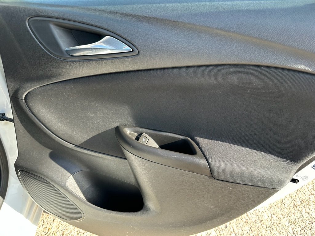 Used Vauxhall Astra 2018 for sale - 77719687: Photo 16