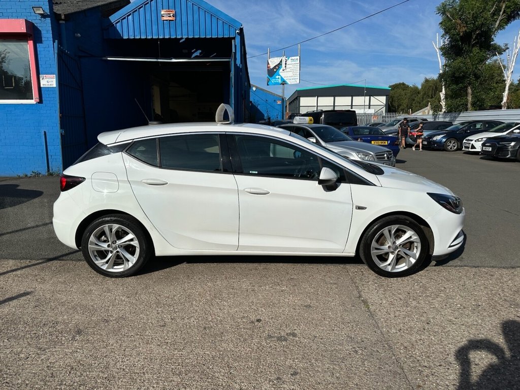 Used Vauxhall Astra 2018 for sale - 77719687: Photo 2