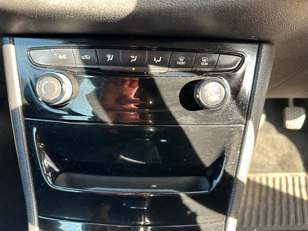 Used Vauxhall Astra 2018 for sale - 77719687: Photo 33