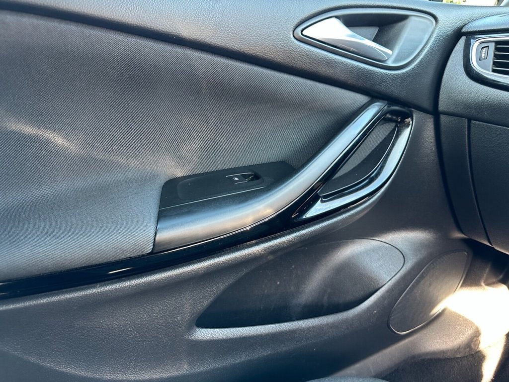 Used Vauxhall Astra 2018 for sale - 77719687: Photo 38