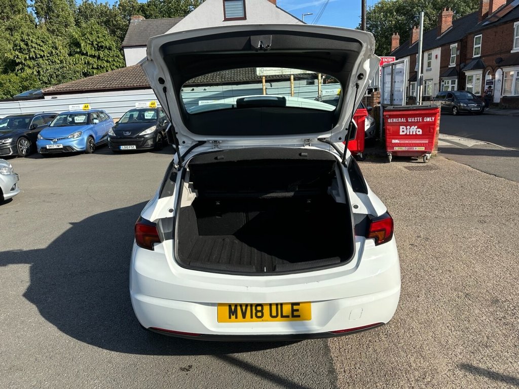 Used Vauxhall Astra 2018 for sale - 77719687: Photo 9