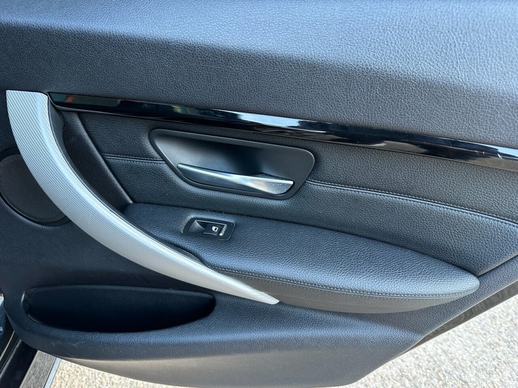 Used BMW 3 Series 2016 for sale - 77660157: Photo 23