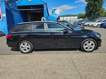Used Mercedes-Benz C Class 2016 for sale - 79334332: Photo