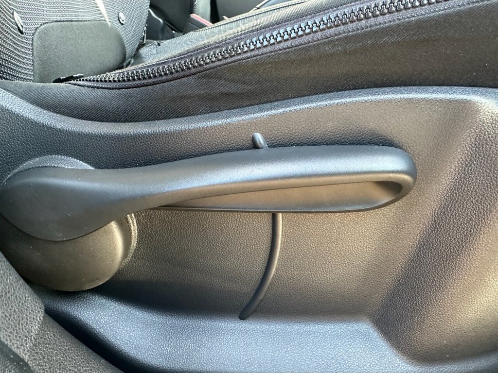 Used Renault Captur 2016 for sale - 76670511: Photo 23