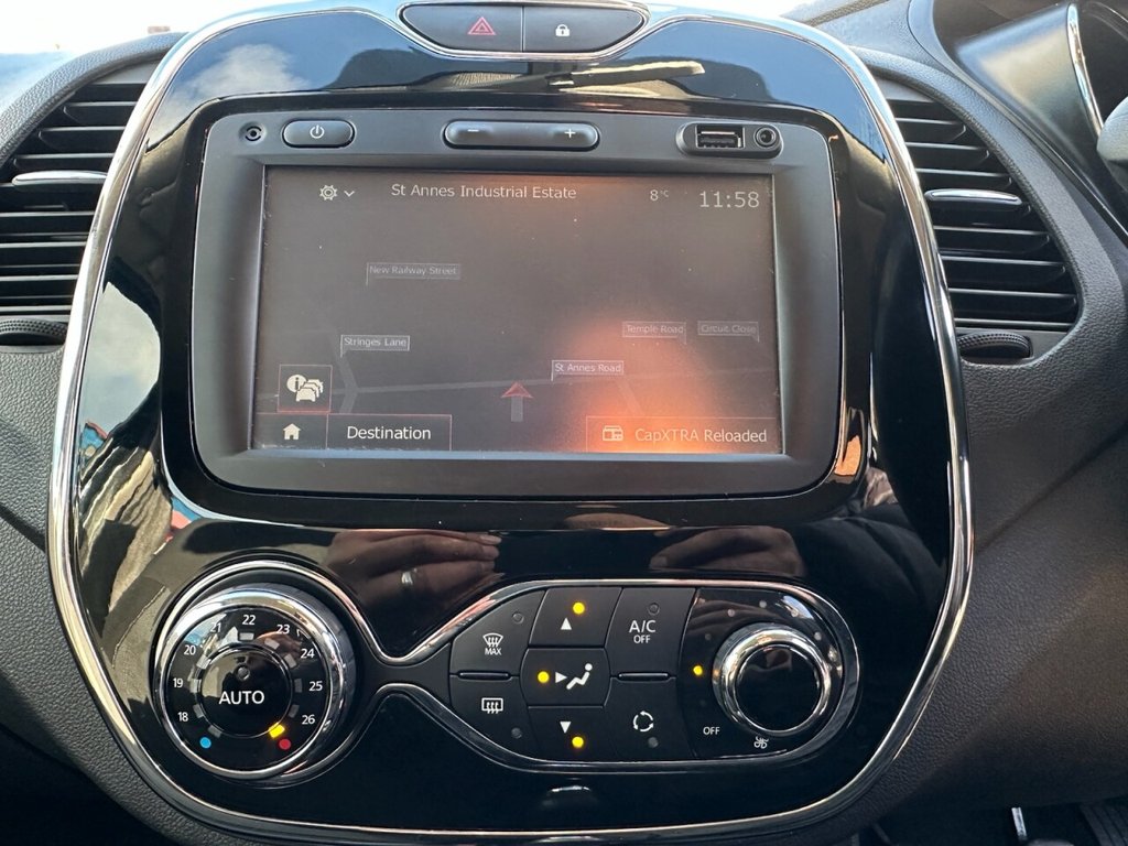 Used Renault Captur 2016 for sale - 76670511: Photo 28