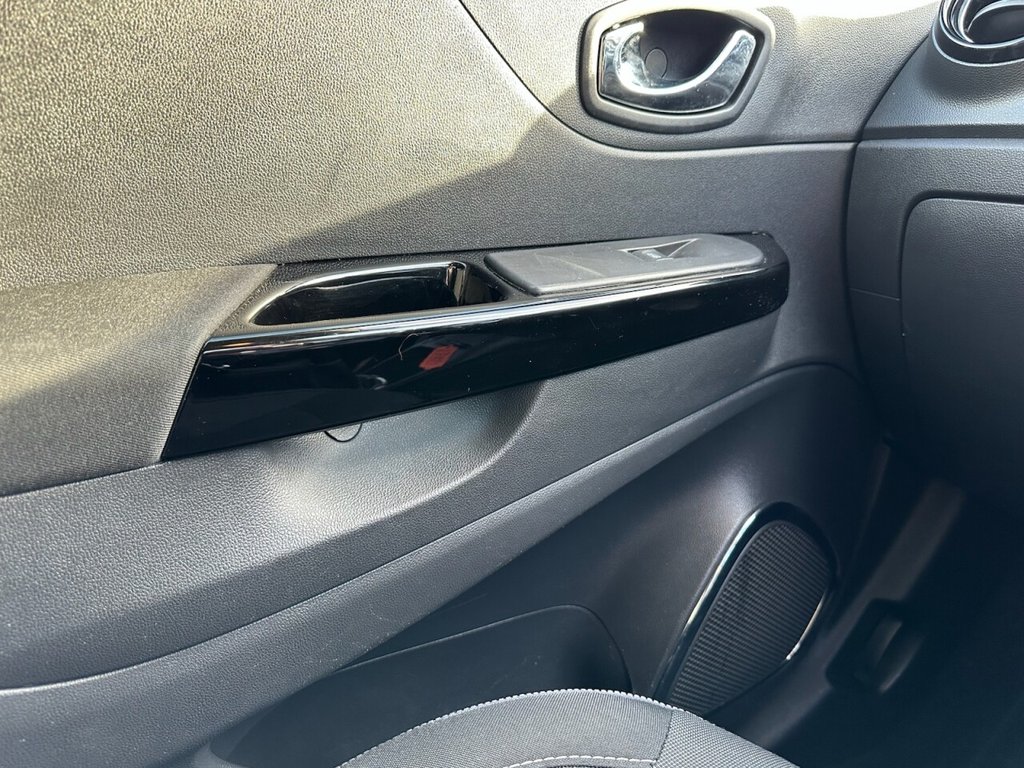 Used Renault Captur 2016 for sale - 76670511: Photo 45