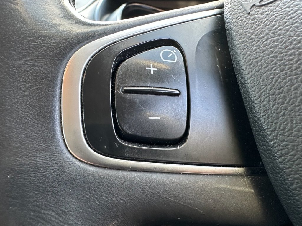 Used Renault Captur 2016 for sale - 76670511: Photo 48