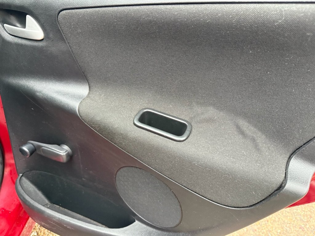 Used Peugeot 207 2010 for sale - 76591006: Photo 17