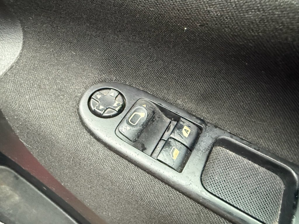 Used Peugeot 207 2010 for sale - 76591006: Photo 21