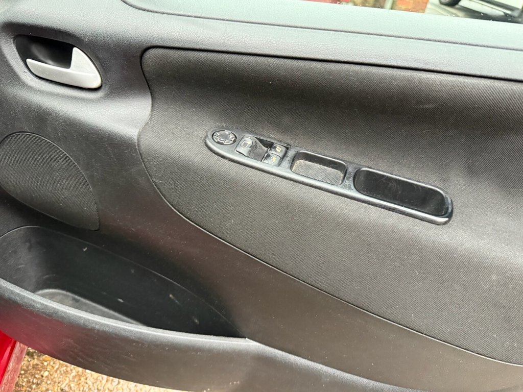 Used Peugeot 207 2010 for sale - 76591006: Photo 22