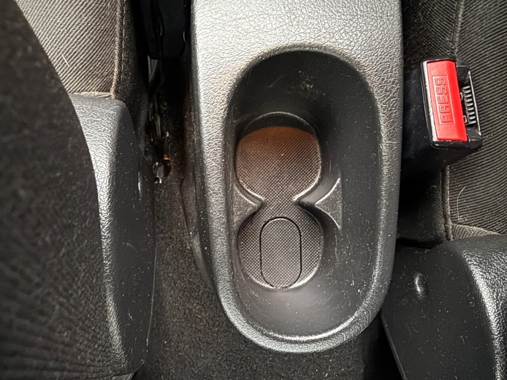 Used Peugeot 207 2010 for sale - 76591006: Photo 32