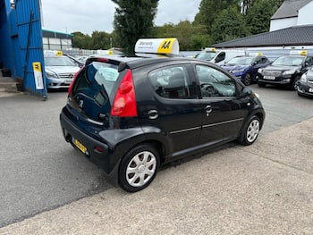 Used Peugeot 107 2011 for sale - 79791107: Photo