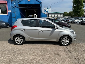 Used Hyundai i20 2014 for sale - 78533809: Photo