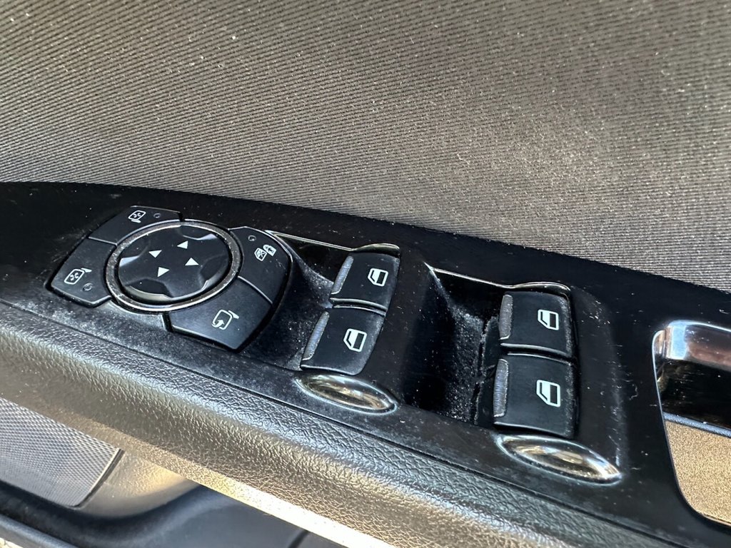 Used Ford Mondeo 2015 for sale - 77890940: Photo 21