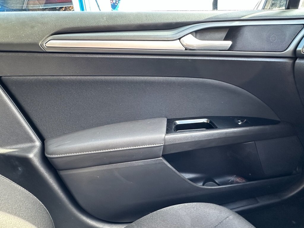 Used Ford Mondeo 2015 for sale - 77890940: Photo 44