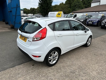 Used Ford Fiesta 2016 for sale - 79472992: Photo