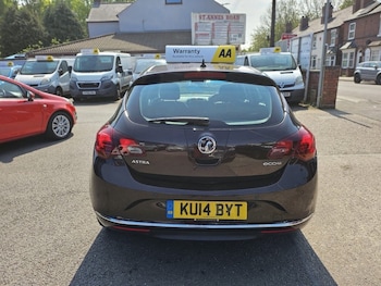Used Vauxhall Astra 2014 for sale - 79563233: Photo