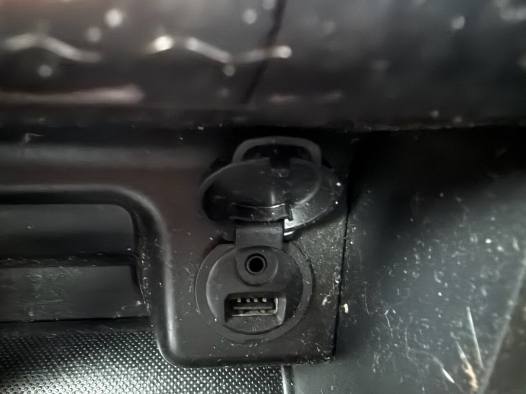 Used Peugeot 207 2010 for sale - 76724275: Photo 30