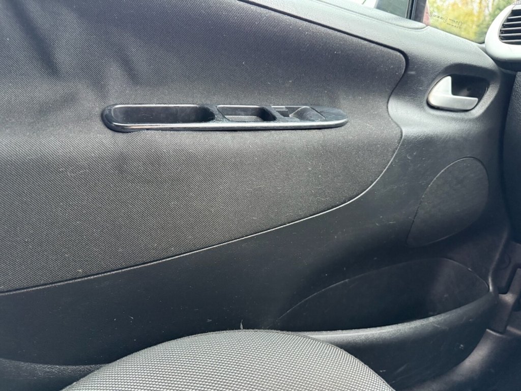 Used Peugeot 207 2010 for sale - 76724275: Photo 33