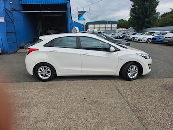 Used Hyundai i30 2014 for sale - 79345277: Photo