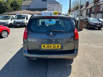 Used Peugeot 5008 2014 for sale - 78382280: Photo