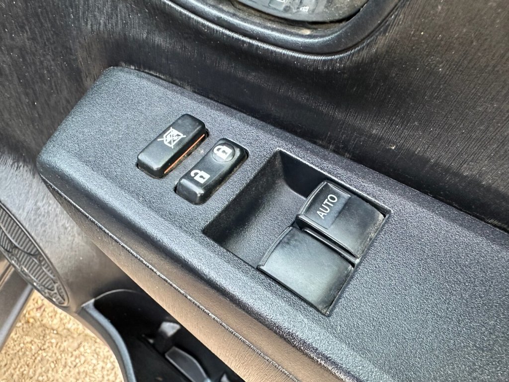 Used Toyota Yaris 2012 for sale - 77771037: Photo 23