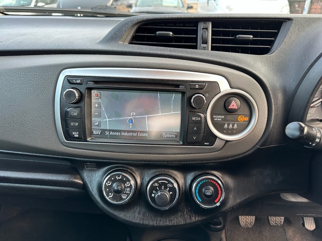 Used Toyota Yaris 2012 for sale - 77771037: Photo 29