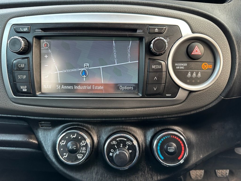 Used Toyota Yaris 2012 for sale - 77771037: Photo 31