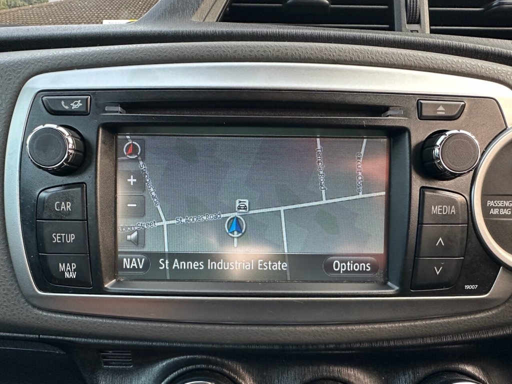 Used Toyota Yaris 2012 for sale - 77771037: Photo 39