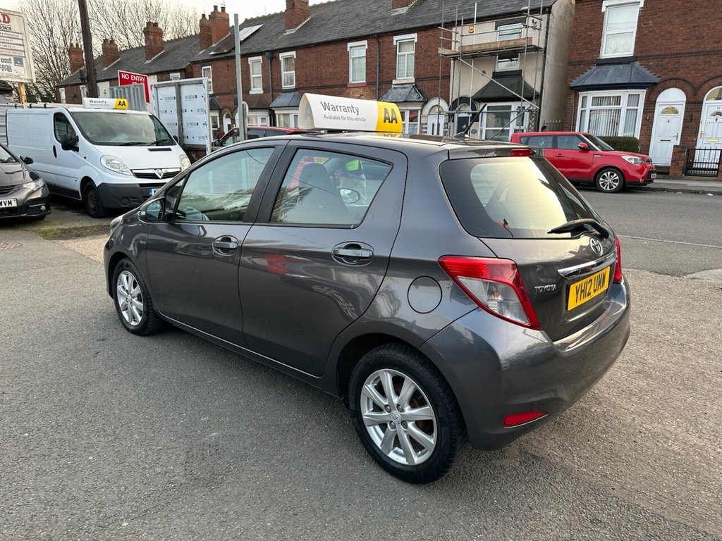 Used Toyota Yaris 2012 for sale - 77771037: Photo 5