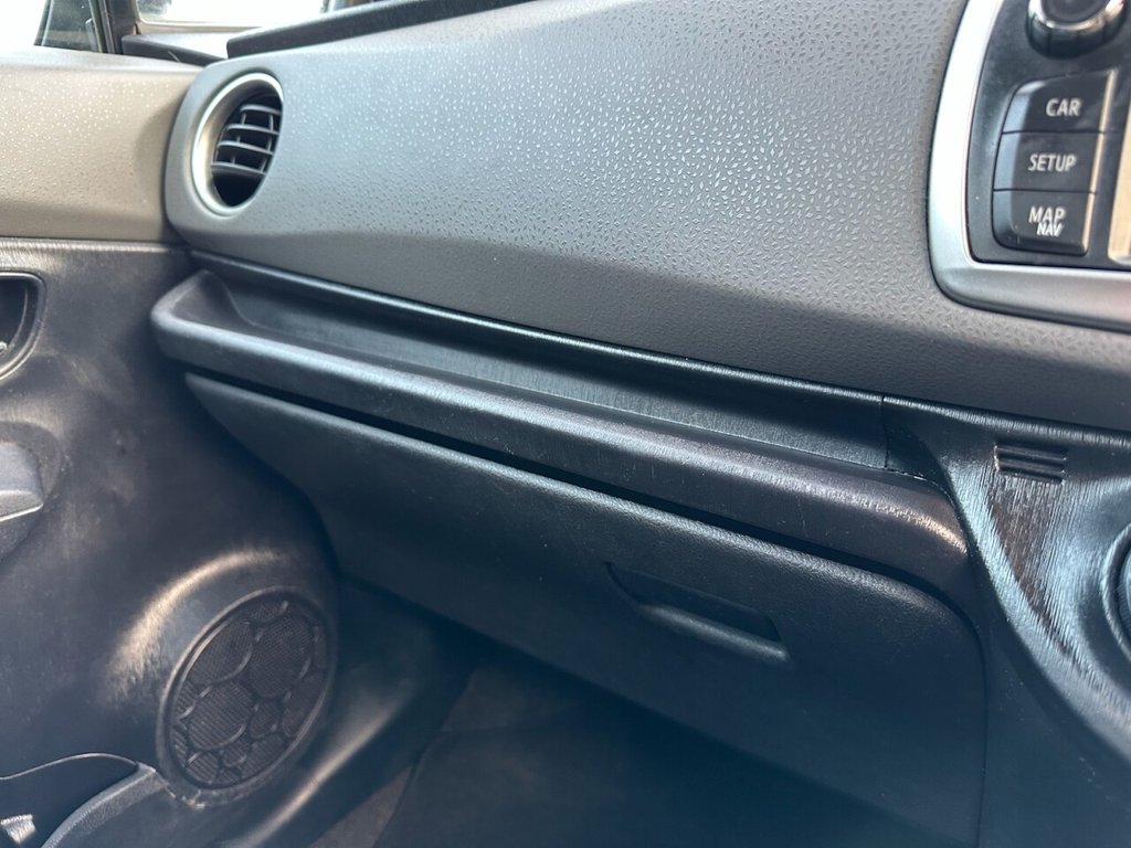 Used Toyota Yaris 2012 for sale - 77771037: Photo 50