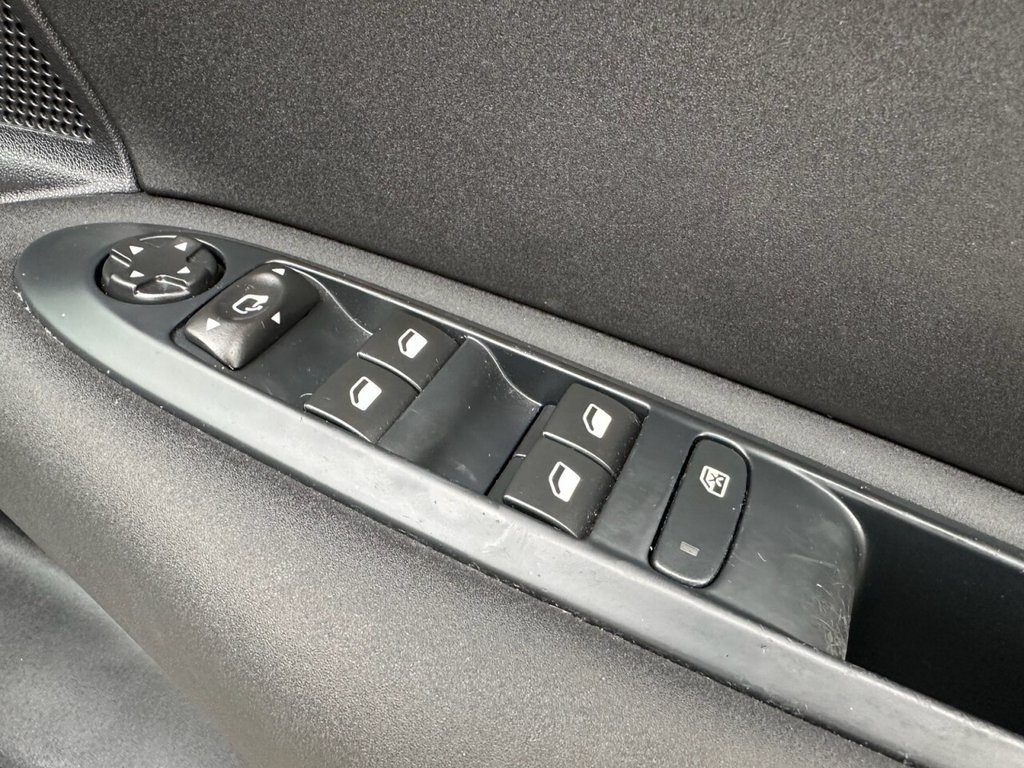 Used Citroen C4 2016 for sale - 76711555: Photo 24