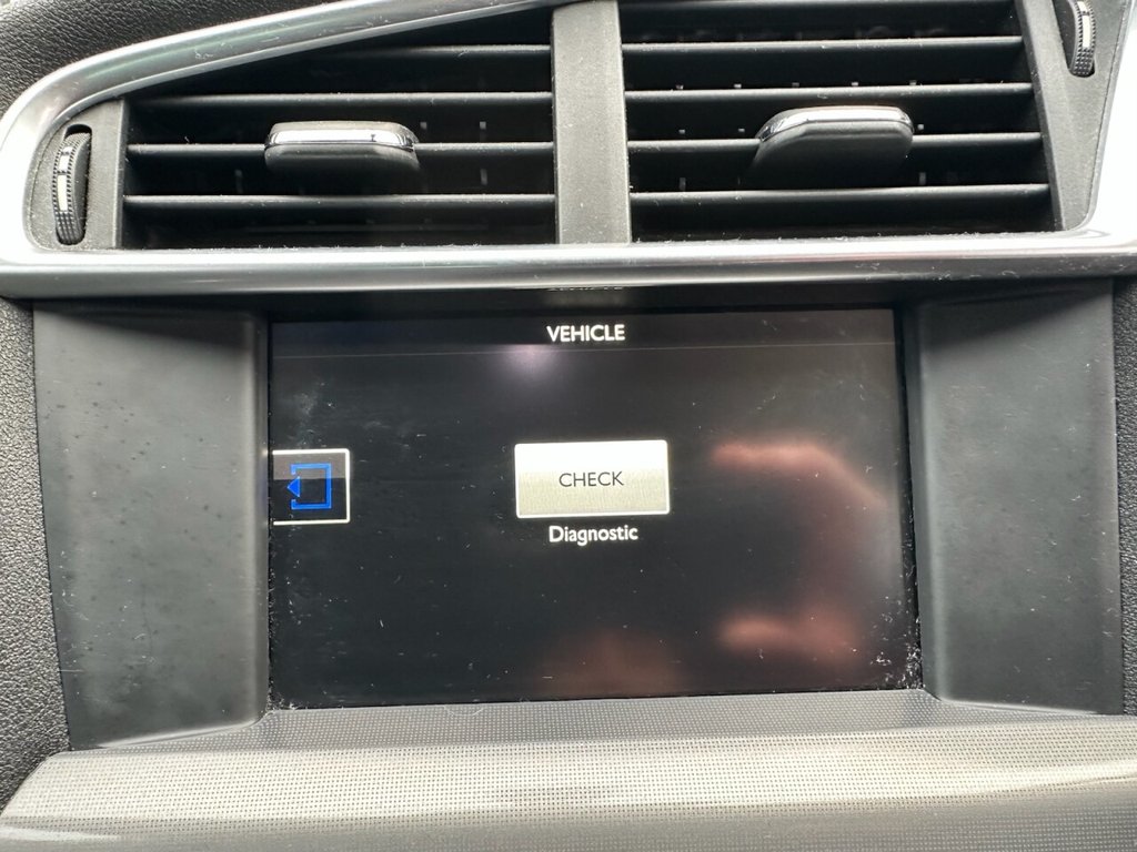 Used Citroen C4 2016 for sale - 76711555: Photo 32