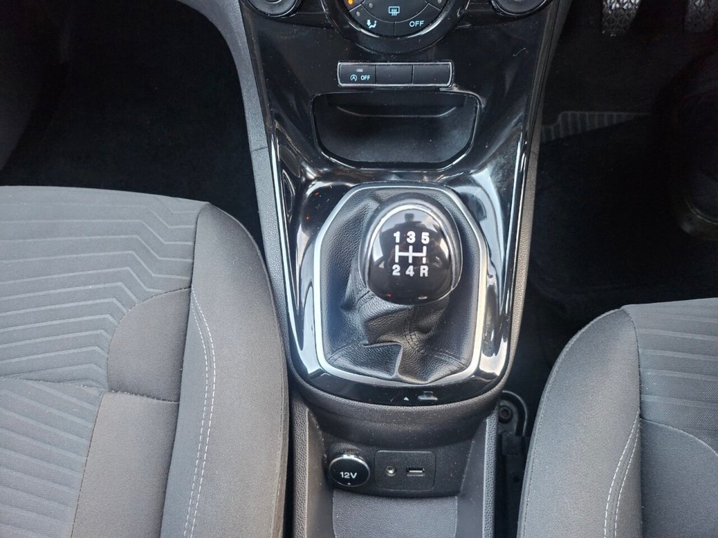 Used Ford Fiesta 2013 for sale - 76923968: Photo 15