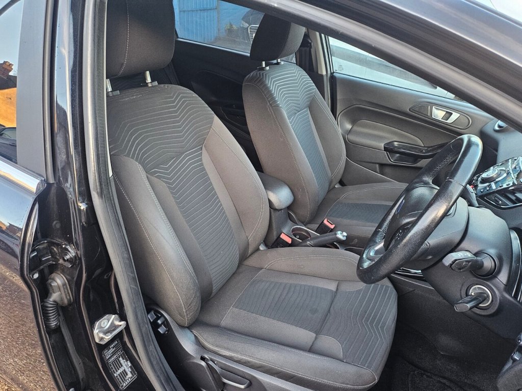 Used Ford Fiesta 2013 for sale - 76923968: Photo 21