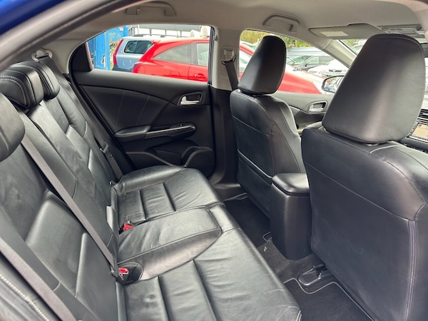 Used Honda Civic 2012 for sale - 76303449: Photo 16