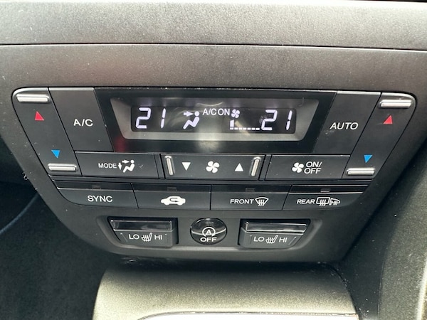 Used Honda Civic 2012 for sale - 76303449: Photo 45