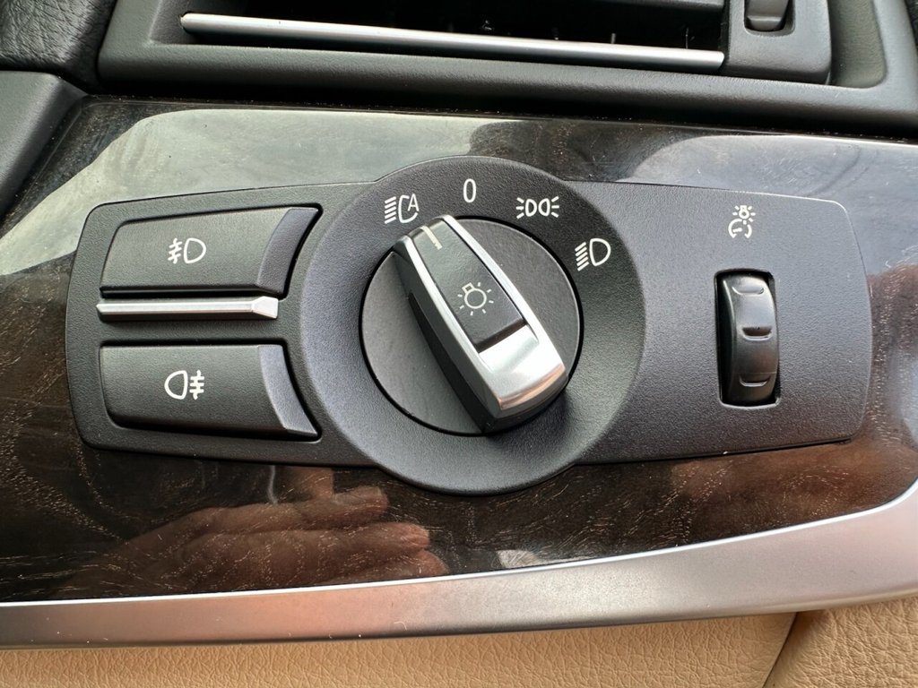 Used BMW 5 Series 2010 for sale - 76758724: Photo 37