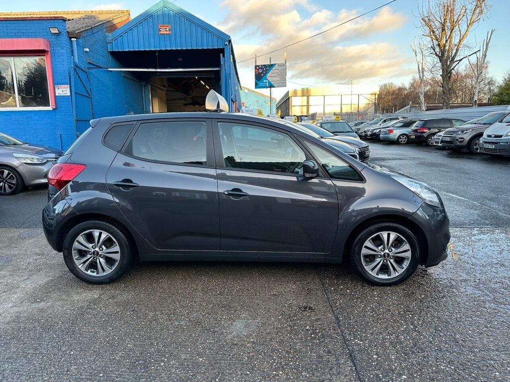 Used Kia Venga 2018 for sale - 77638140: Photo 2