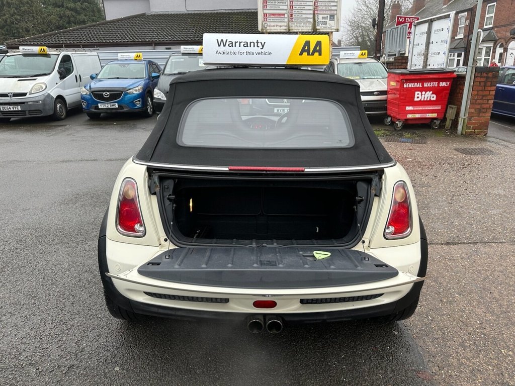 Used MINI Convertible 2007 for sale - 77139481: Photo 12