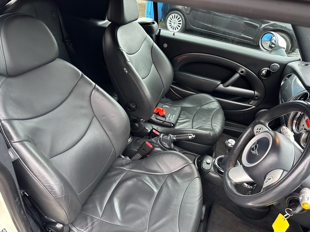 Used MINI Convertible 2007 for sale - 77139481: Photo 21