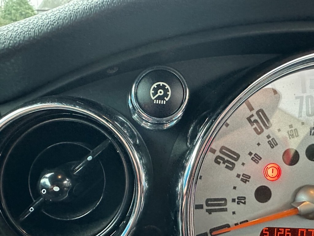 Used MINI Convertible 2007 for sale - 77139481: Photo 28