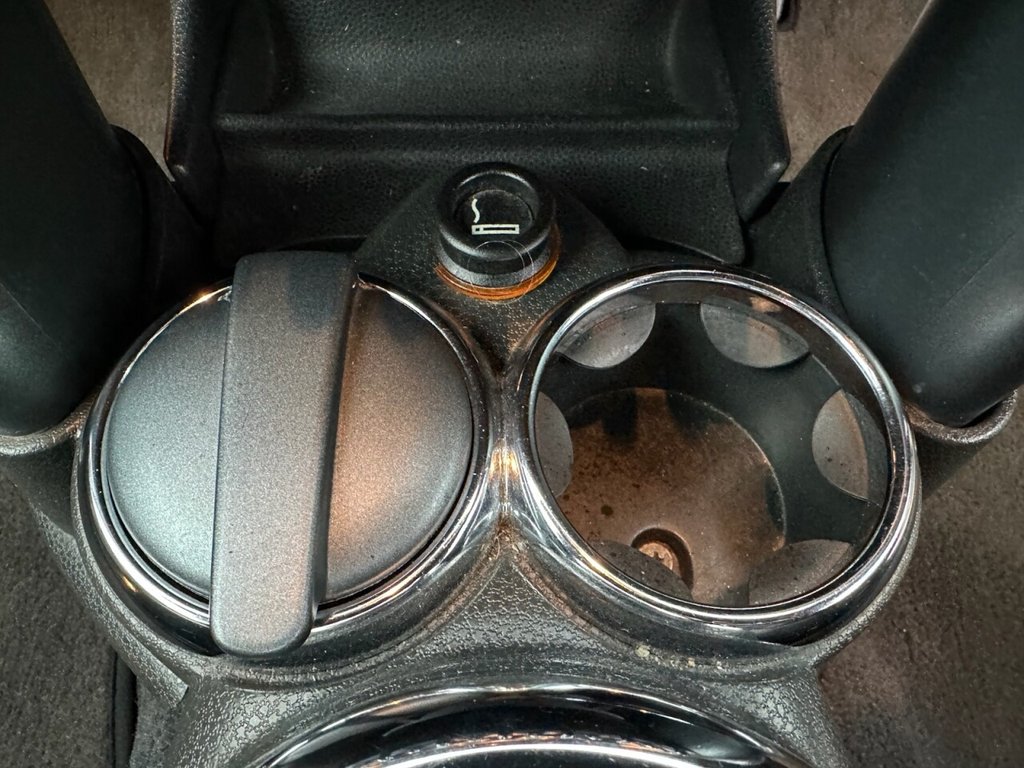 Used MINI Convertible 2007 for sale - 77139481: Photo 31