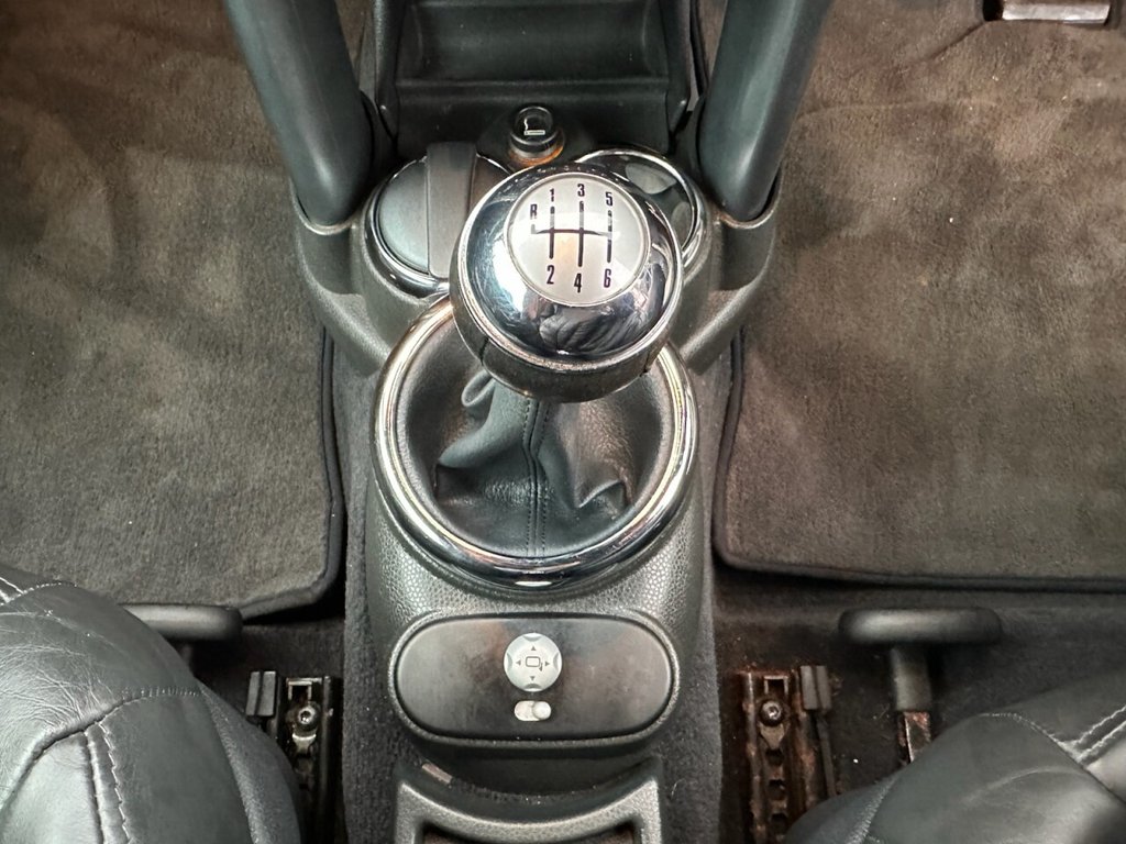 Used MINI Convertible 2007 for sale - 77139481: Photo 33