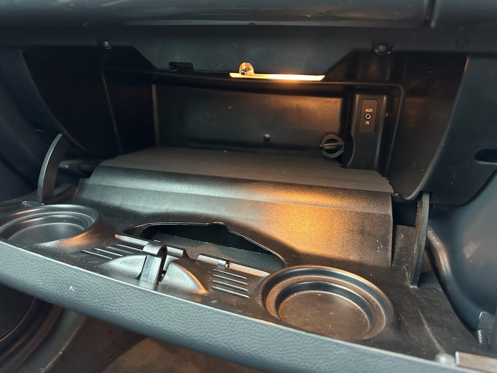 Used MINI Convertible 2007 for sale - 77139481: Photo 40