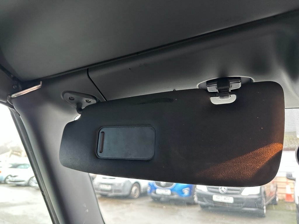 Used MINI Convertible 2007 for sale - 77139481: Photo 41