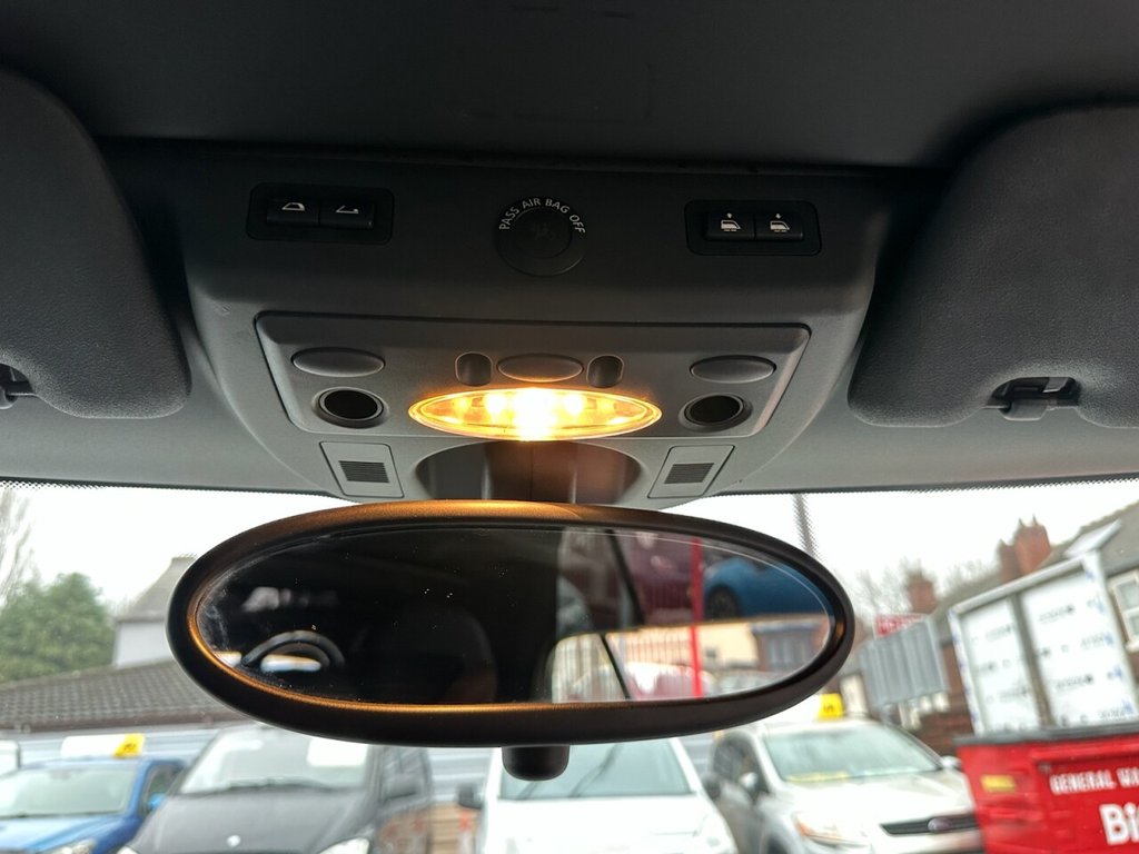 Used MINI Convertible 2007 for sale - 77139481: Photo 42